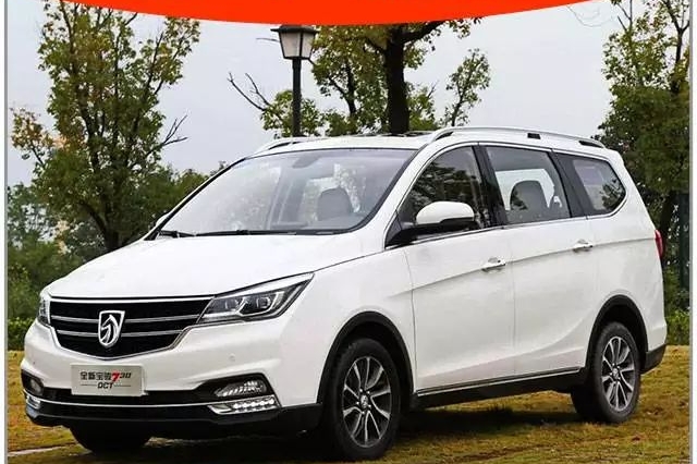 1.5T+7座！这两款10万不到的国产MPV，谁更具性价比？