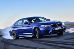 都说宝马M5没对手，可遇到凯迪拉克CT6 V-Sport就怂了？