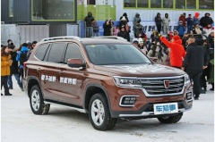 荣威RX8号称三好生，7座SUV退潮季还有戏吗？
