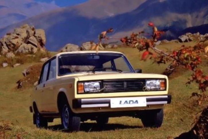 致敬消失的经典，童年的汽车记忆——俄系篇