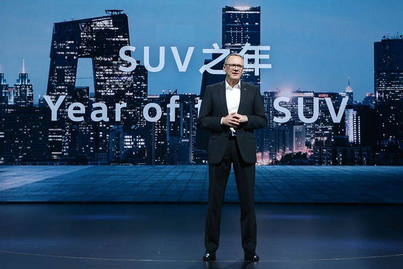 新途锐全球首发 6款新SUV汹涌来袭 脑回路快跟不上了！