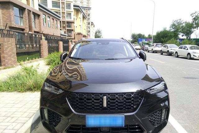 连开保时捷的都多看了几眼 我这车20万以内够炸眼