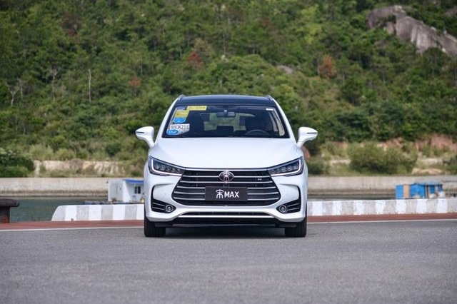 1.5T油耗都在百公里10L？ 比亚迪宋Max油耗或成最大问题