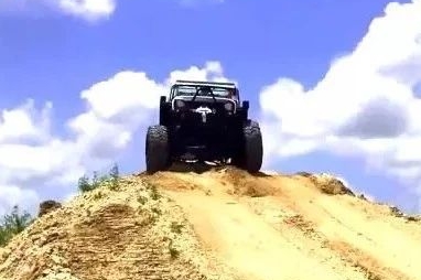 视频丨男人的集体狂欢，吉普牧马人车队越野远征