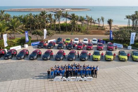 百公里破八 发现性能悍兽 黑科技加身 发现智慧生活