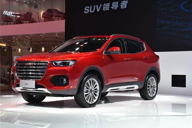 车300，哈弗H4正式上市，10万起售配置帮你配齐，宝骏530感到了压力！