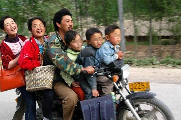 公交车有超载吗？