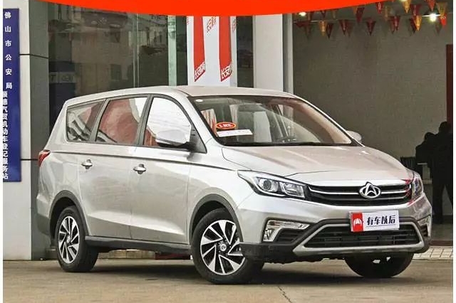 8万左右颜值最高的两款7座车，大家庭出行首选！