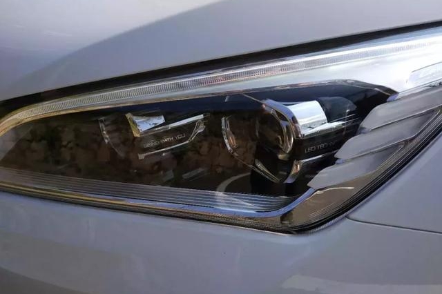 手持6万想要买入门紧凑级轿车，这台值得期待！