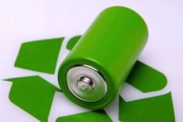 面对新能源车电池退役，我们甚至没有一丝防备？｜聚焦