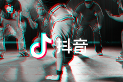 中了抖音的毒，奔驰车标多次不翼而飞，抖友这样玩真的好吗？