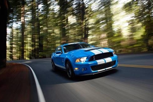 爱车在高速上跑到120km/h，发动机转速多少算正常呢？