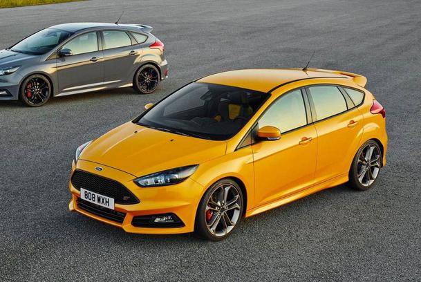 你这小车没天窗，乞丐版吧？滚！我的是小钢炮！