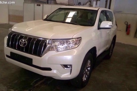 18款丰田霸道2700中东版三门霸道上市了