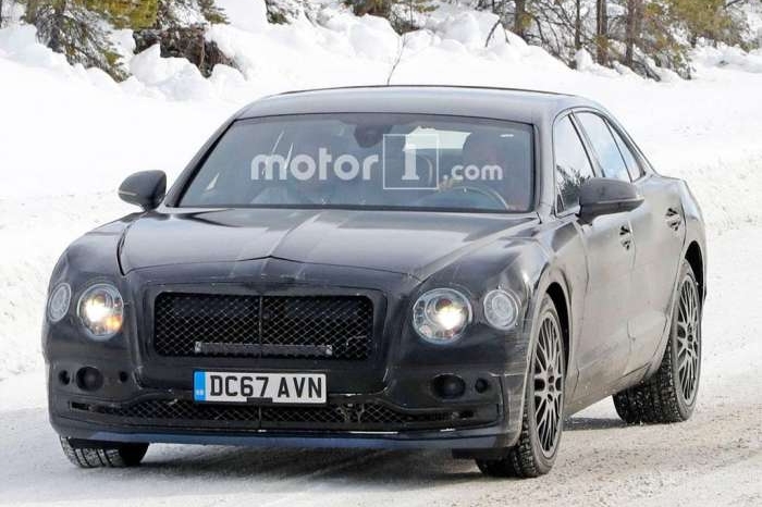 纯电续航50km/充满电2.5小时 宾利新飞驰PHEV版最新谍照曝光