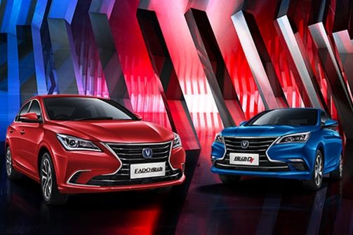 长安汽车转型做沙发厂？逸动兄弟带来什么样的新体验