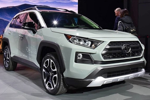 攥着钱买车的兄弟们先别急，又有一波高颜值新车来啦！