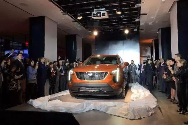 XT4纽约首发，加速豪华紧凑级SUV市场进入战国时代？