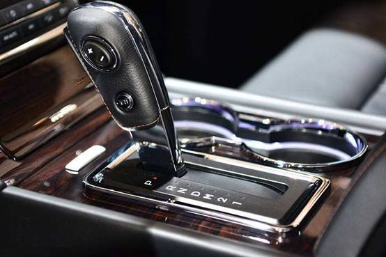 开自动挡车有一些很伤车的行为，你都知道吗？