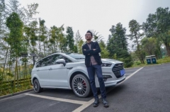 力帆轩朗上市一周年，暴露圈粉必杀技