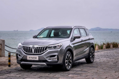 10万级宽体SUV！华晨中华V6凭什么最值得选？