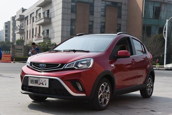3万多就能买的SUV，大厂出身，颜值还高，再也不用费尽挤公交了