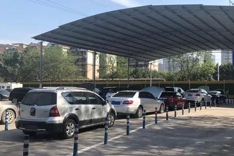 经过人人车的失败后，最终我们还是买到了奔驰E350敞篷