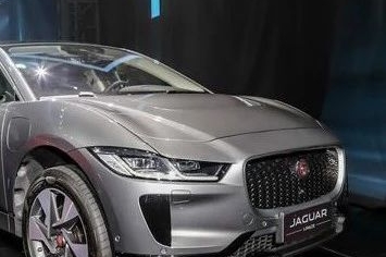 和特斯拉死磕！捷豹推I-PACE SVR高性能版，有点小恐怖