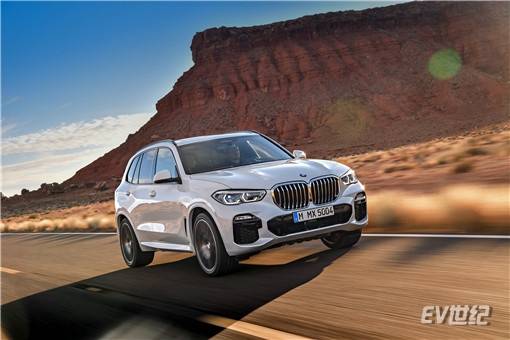 全新BMW X5携创新科技将于年底耀世登场