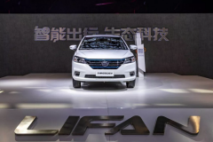 时代新潮流：650EV+盼达用车，感受力帆式新能源出行