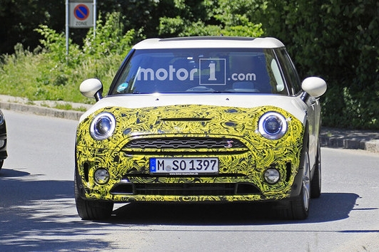 全新MINI Clubman路试谍照曝光 将于9月正式亮相