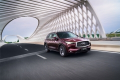 全新英菲尼迪QX50：你才跟奇骏同平台呢我不是