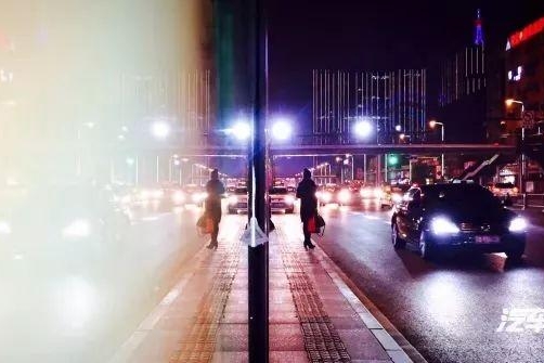 来2018 CES凯迪拉克展台，看大表姐刘雯教你如何放手去做