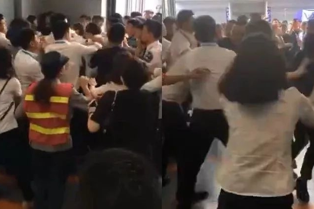 【看点】重庆车展异常火爆，两家一汽马自达4S店销售暴力互殴