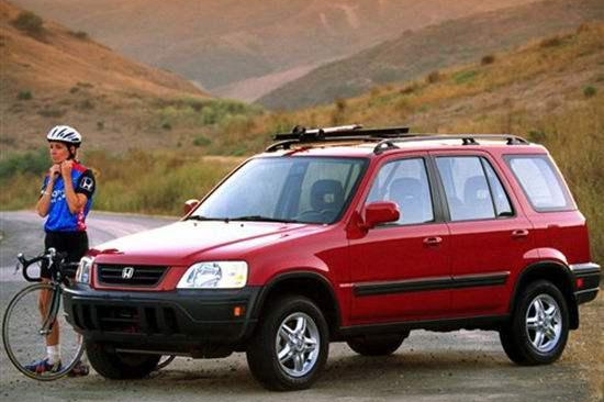 一部车影响三代人，TA的名字叫？跟我一起喊：CR-V，CR-V，CR-V