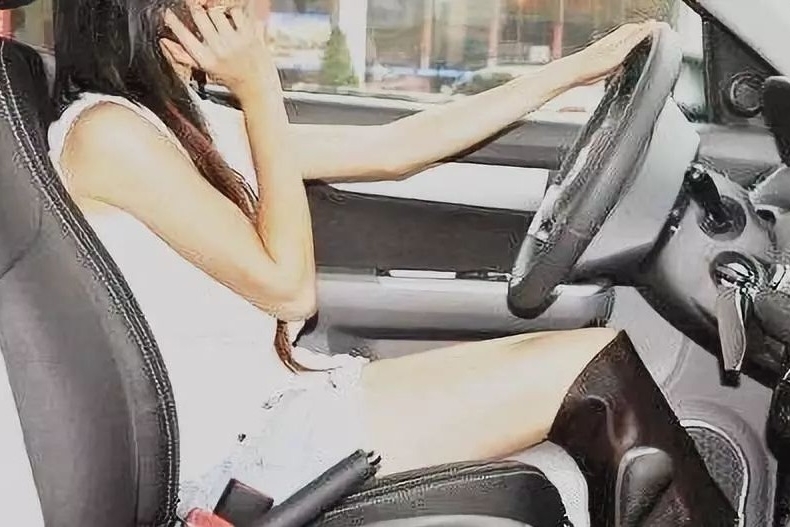 十二生肖车主都适合开什么车？这些相克的挂件就不要摆了！