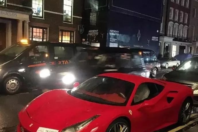 平行进口车2018款奔驰GLS450配置解读