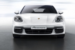 Panamera 4混动版横空出世——保时捷也有颗混动的心