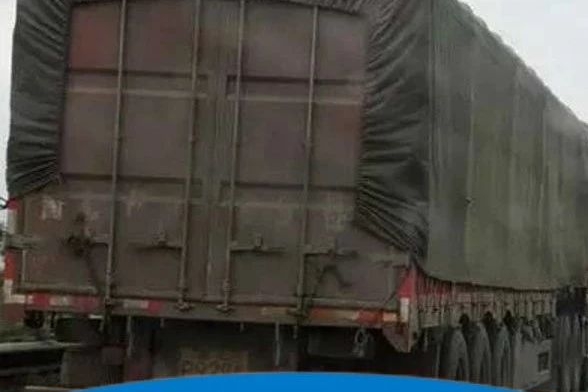 京哈高速“大货”再酿惨烈车祸！遇到大货车，新手车主该怎样应对？