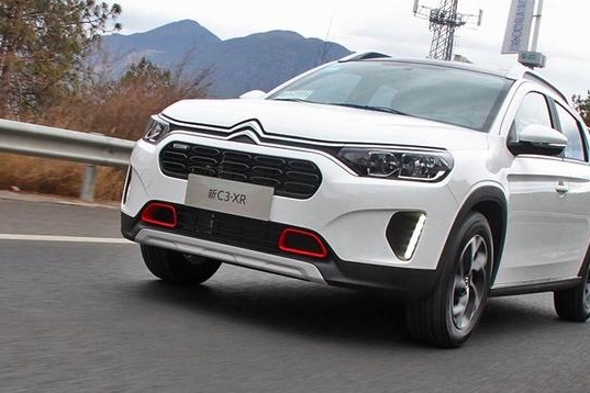 雪铁龙这次有诚意，改款降价1.4万元，颜值高，法系终于要崛起了？