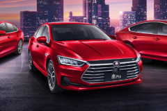 买高颜值轿车选这5款错不了，不仅空间大还便宜耐用