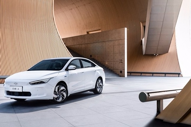 “电动汽车诗人”几何A 是如何诠释空间美的?