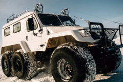 普拉多真霸道！大肆减配上市就加价10万，小书包和差速锁都没了