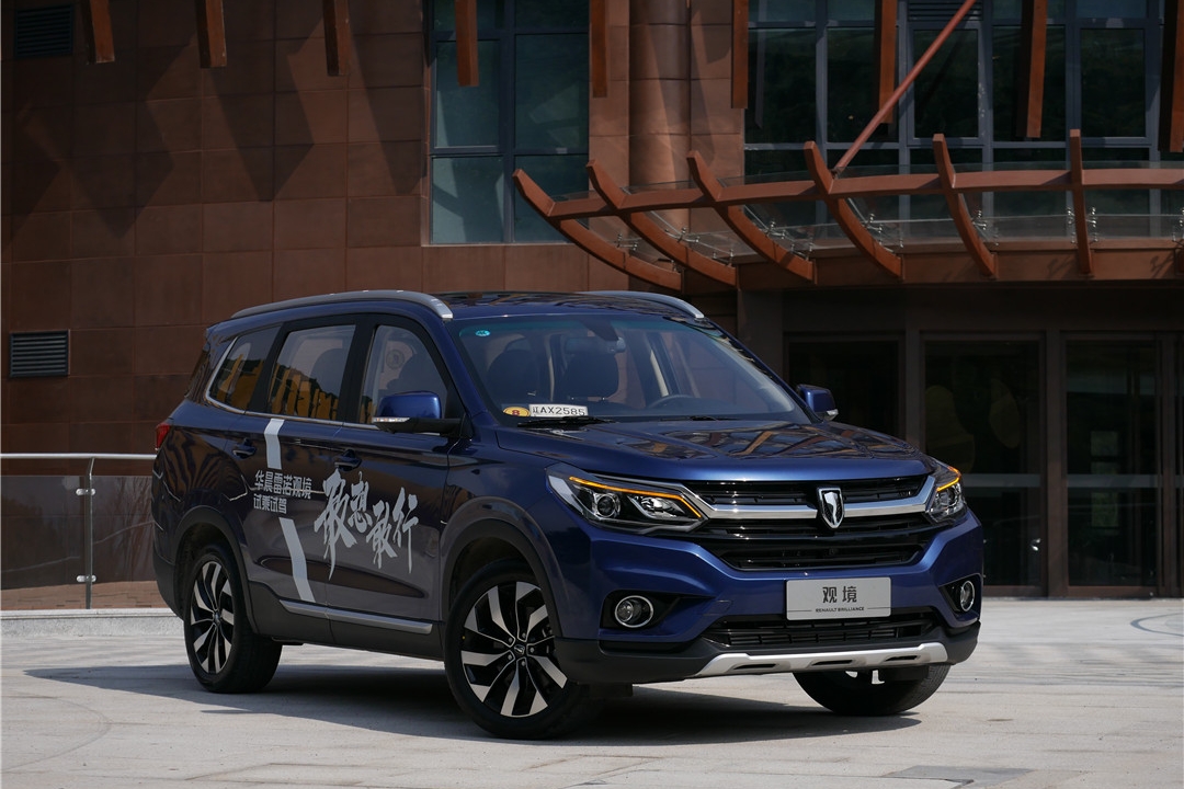 7座SUV顶配10来万？这台巨便宜“合资”新车你觉得靠谱不？