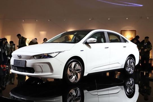 路咖与车：那辆刚开始要卖20万的吉利电动 怎么降价了？