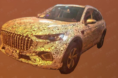 红旗首款SUV终于落地了！比途观L便宜5万，内置奔驰双屏联动