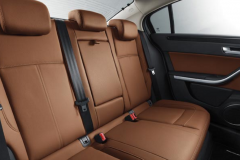 奇瑞新车上市至今0故障！加满油可跑900公里，五星碰撞匹敌丰田