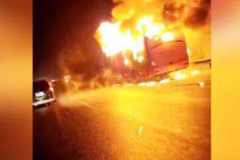 高速大巴自燃15人死伤 你的车安全吗？