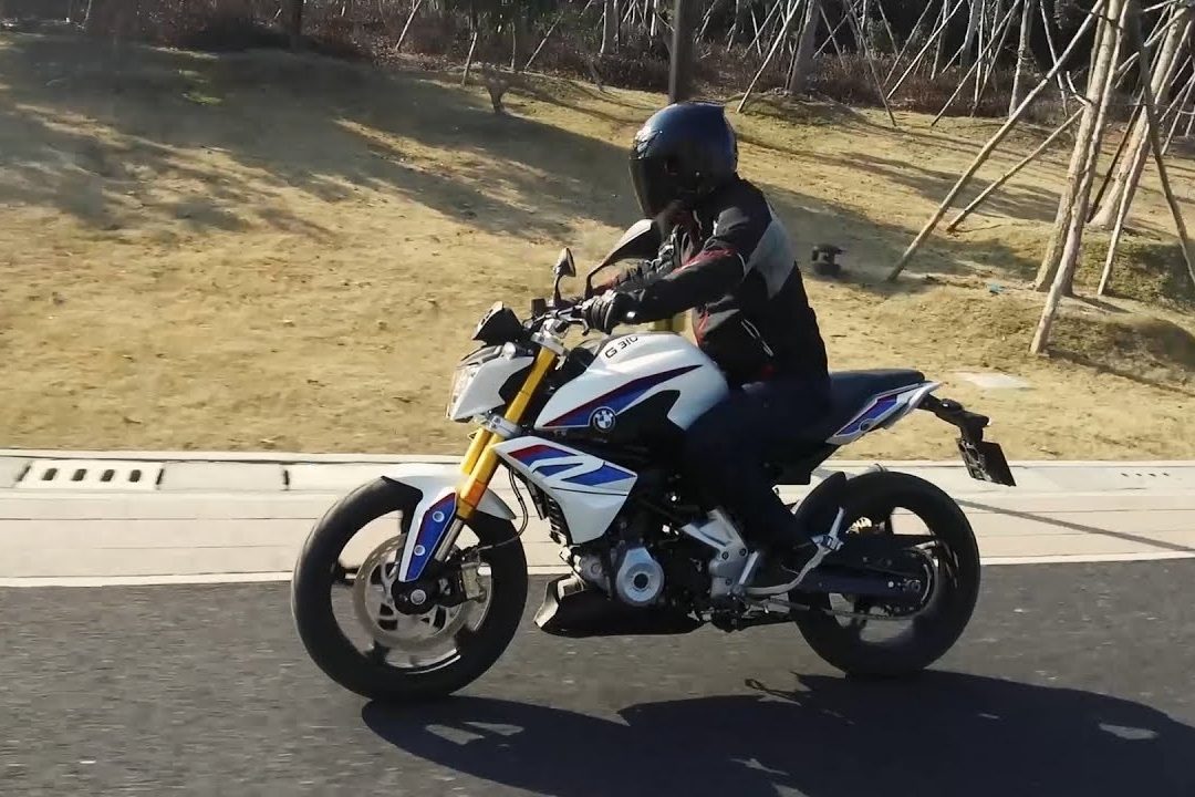 摩托车到底多少公里更换机油？这样做既不会浪费，也保护车辆