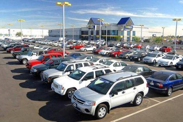 一万元能买一辆什么样的二手车？这样的车开起来又是什么感觉？